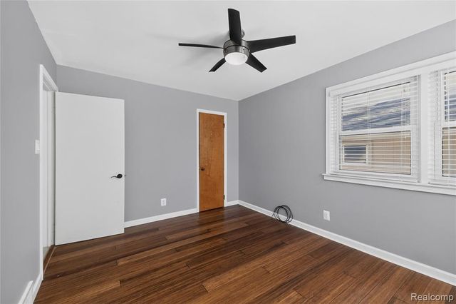 21263 Meridian Road, Grosse Ile, MI 48138