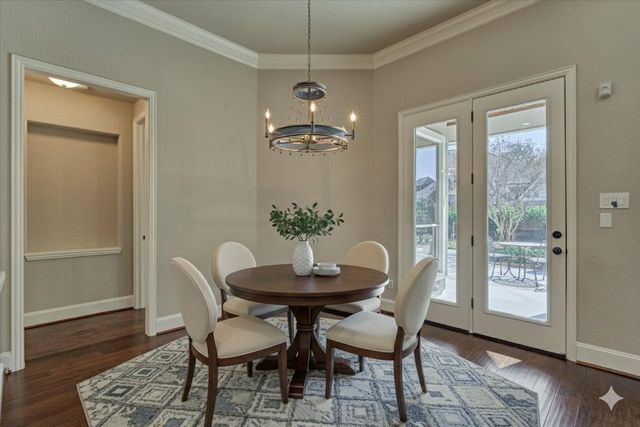 91 W Racing Cloud Court, The Woodlands, TX 77381