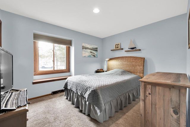 7900 W Drexel AVENUE, Franklin, WI 53132