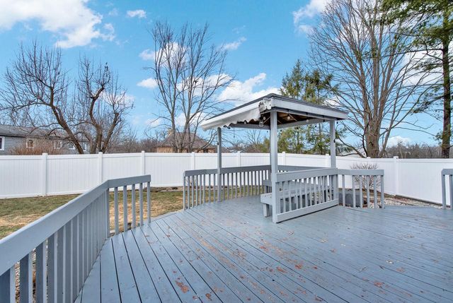 7900 W Drexel AVENUE, Franklin, WI 53132