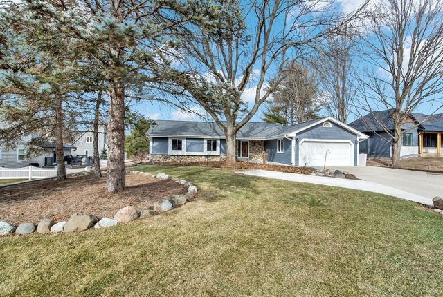 7900 W Drexel AVENUE, Franklin, WI 53132
