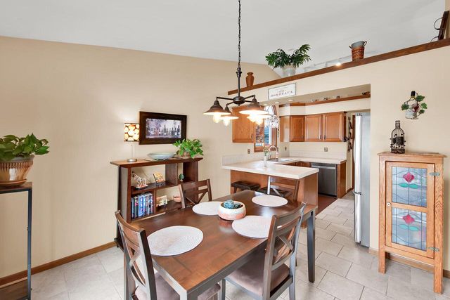 7900 W Drexel AVENUE, Franklin, WI 53132