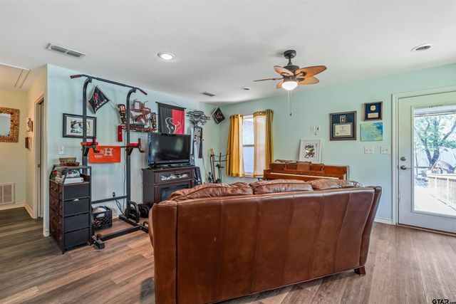 3023 County Road 3108, Jacksonville, TX 75766