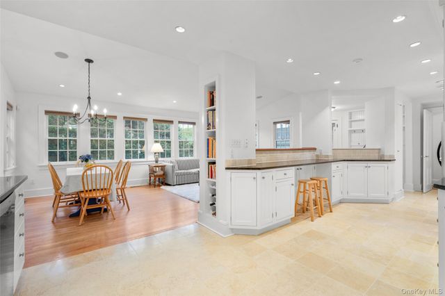 27 Oak Avenue, Larchmont, NY 10538