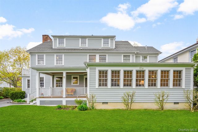 27 Oak Avenue, Larchmont, NY 10538