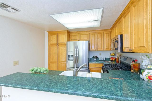6216 Paseo Encantada, Camarillo, CA 93012