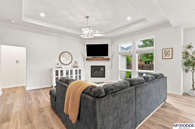 19302 K Circle, Omaha, NE 68135