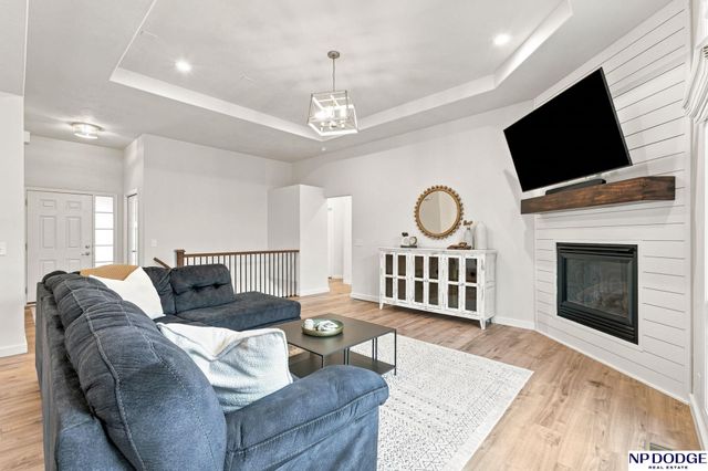 19302 K Circle, Omaha, NE 68135