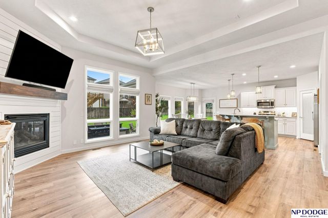 19302 K Circle, Omaha, NE 68135