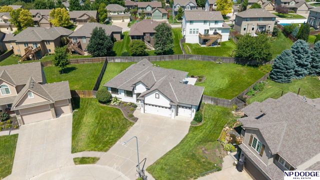 19302 K Circle, Omaha, NE 68135