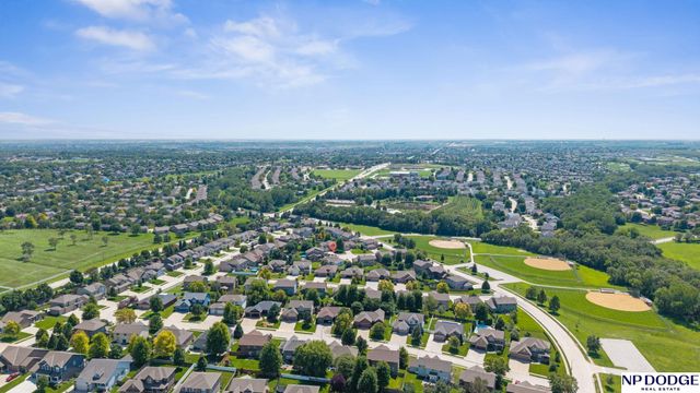 19302 K Circle, Omaha, NE 68135