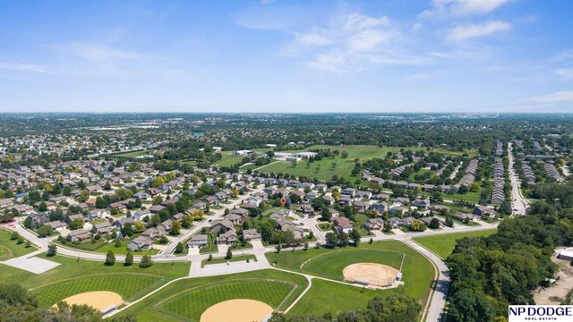 19302 K Circle, Omaha, NE 68135