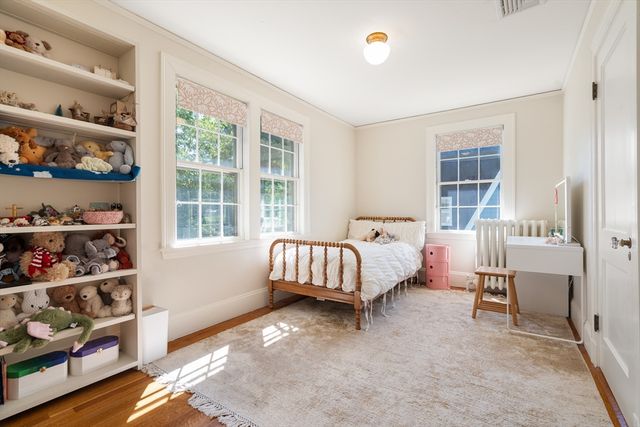 61 Larchwood Drive, Cambridge, MA 02138