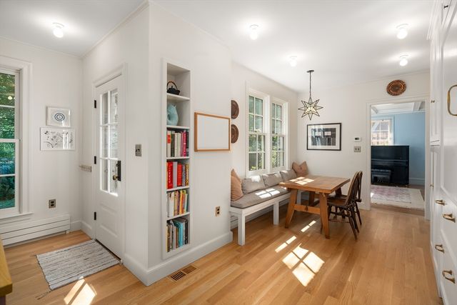 61 Larchwood Drive, Cambridge, MA 02138