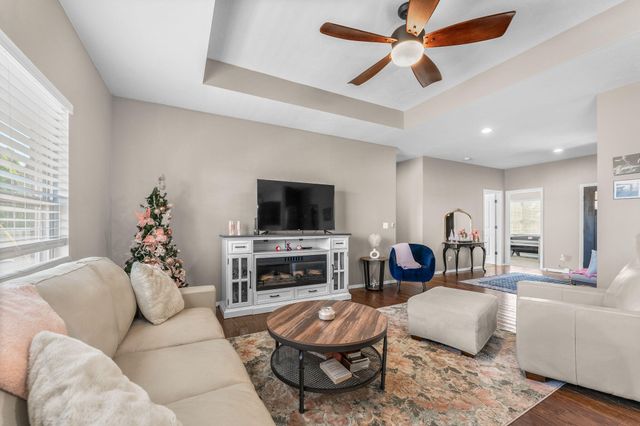 304 Regan Run, Marionville, MO 65705