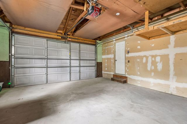 9858 93rd Place N, Maple Grove, MN 55369