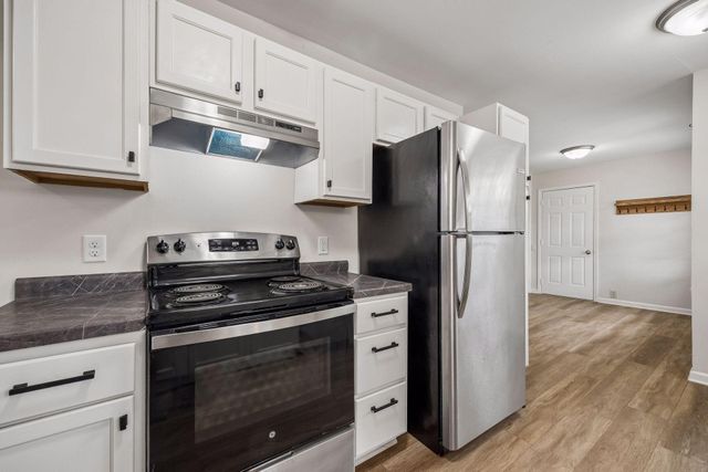 9858 93rd Place N, Maple Grove, MN 55369