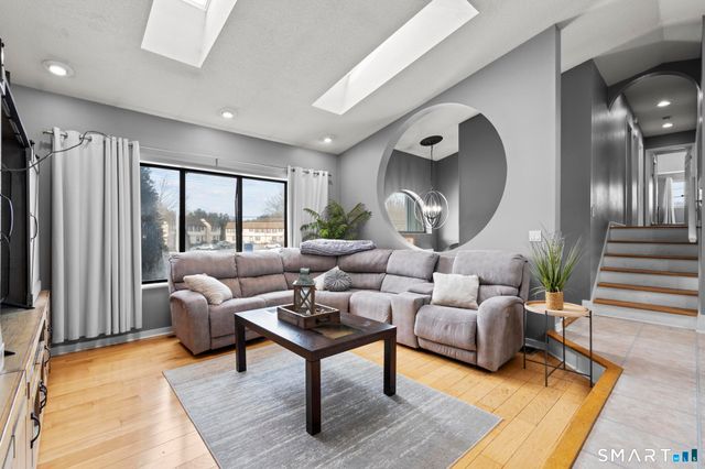 245 Reeds Gap Road, North Branford, CT 06472