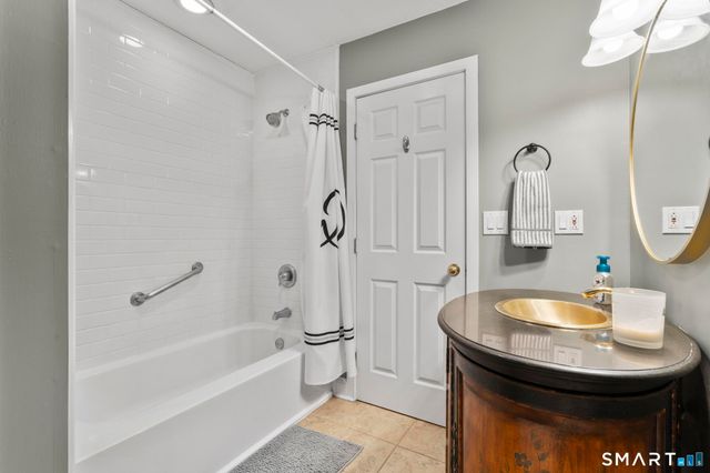 245 Reeds Gap Road, North Branford, CT 06472