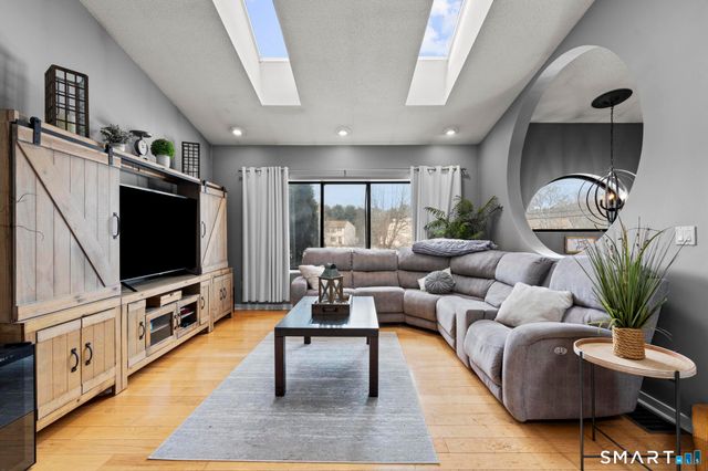 245 Reeds Gap Road, North Branford, CT 06472