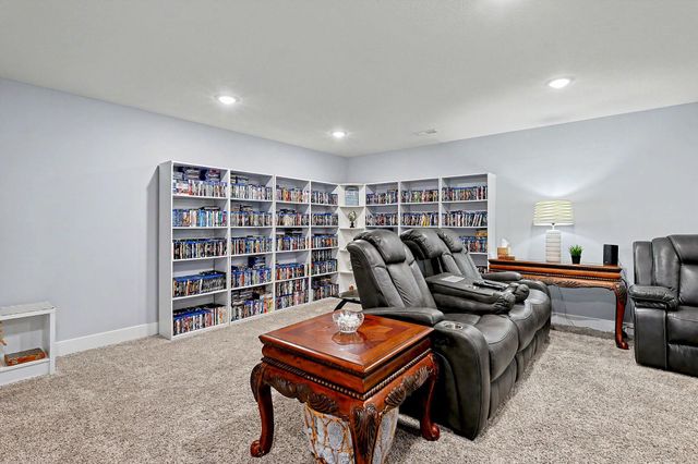 1237 E Sontag, Derby, KS 67037