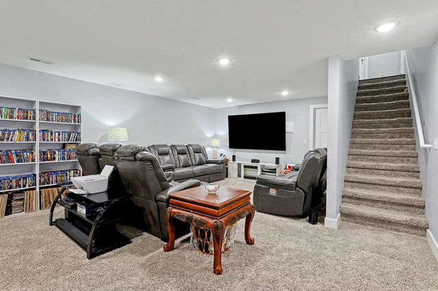 1237 E Sontag, Derby, KS 67037