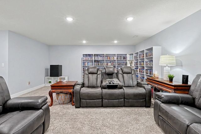 1237 E Sontag, Derby, KS 67037