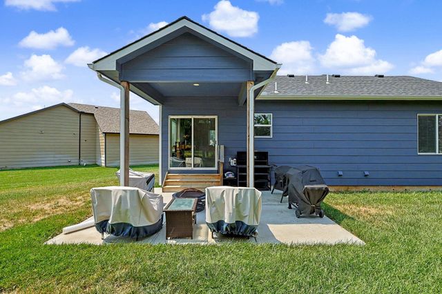 1237 E Sontag, Derby, KS 67037
