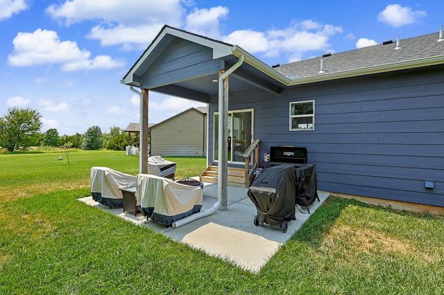 1237 E Sontag, Derby, KS 67037