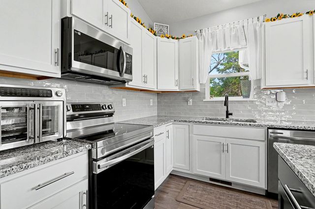 1237 E Sontag, Derby, KS 67037