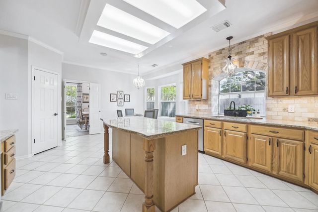 17931 Silver Ash Lane, Houston, TX 77095