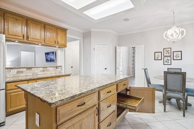 17931 Silver Ash Lane, Houston, TX 77095