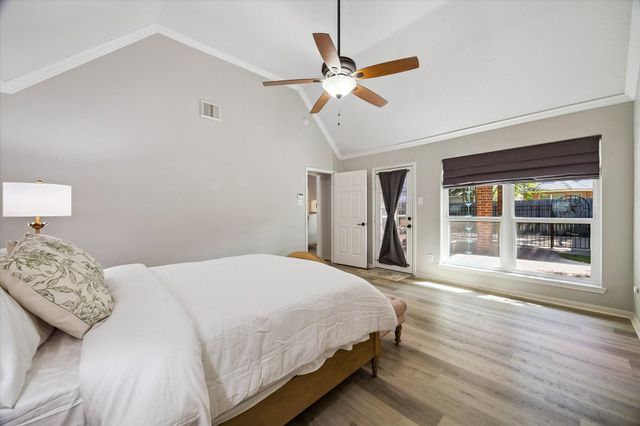 17931 Silver Ash Lane, Houston, TX 77095