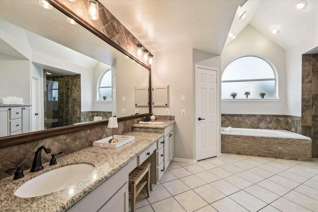 17931 Silver Ash Lane, Houston, TX 77095