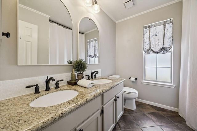 17931 Silver Ash Lane, Houston, TX 77095