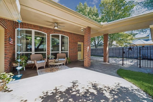 17931 Silver Ash Lane, Houston, TX 77095