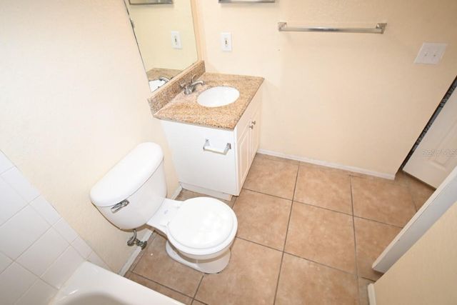 36122 LAKE CHASE BOULEVARD 104, Zephyrhills, FL 33541