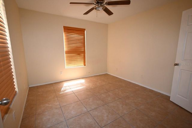 36122 LAKE CHASE BOULEVARD 104, Zephyrhills, FL 33541