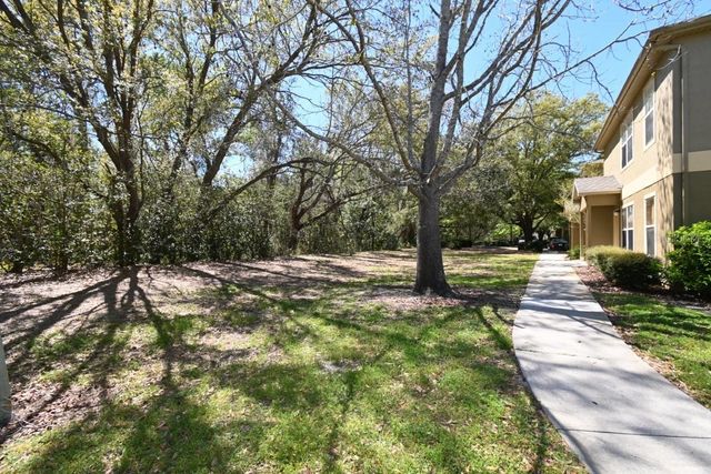 36122 LAKE CHASE BOULEVARD 104, Zephyrhills, FL 33541