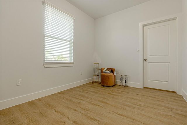 6006 Jerrycrest Drive B, Pearland, TX 77584