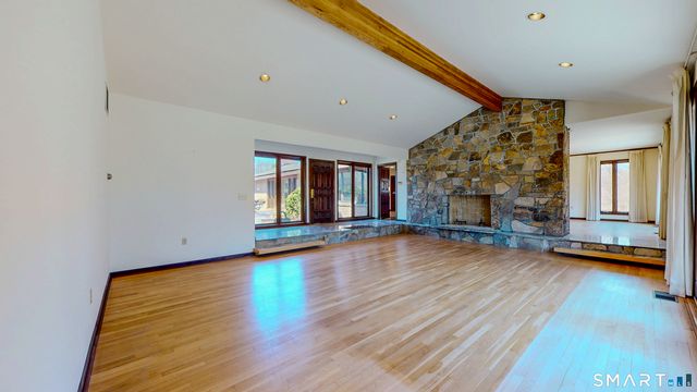 19 Marchant Road, Redding, CT 06896