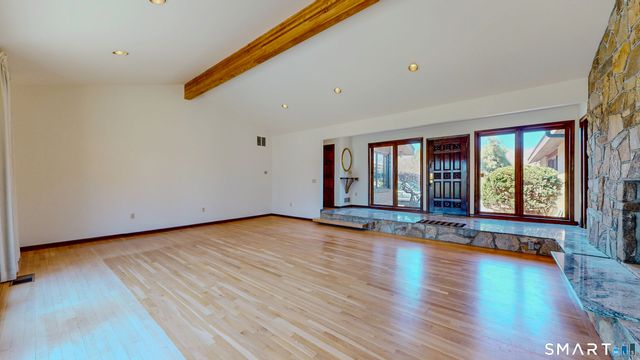 19 Marchant Road, Redding, CT 06896