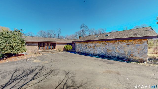 19 Marchant Road, Redding, CT 06896