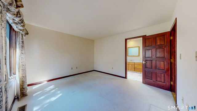 19 Marchant Road, Redding, CT 06896