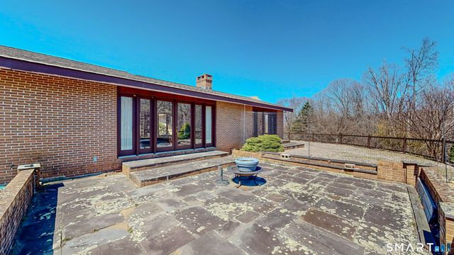 19 Marchant Road, Redding, CT 06896