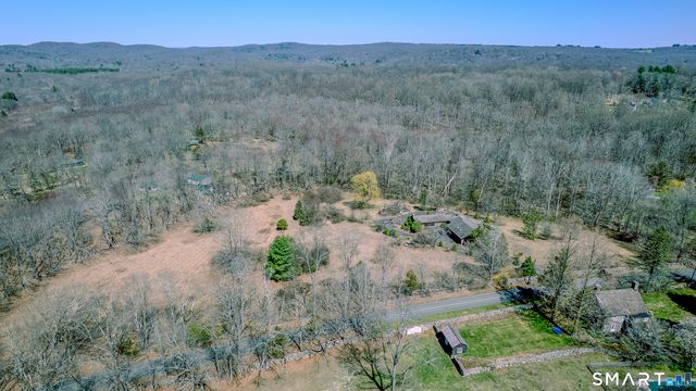 19 Marchant Road, Redding, CT 06896