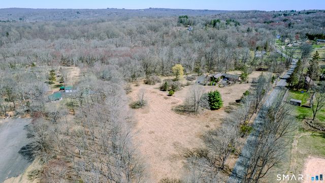 19 Marchant Road, Redding, CT 06896