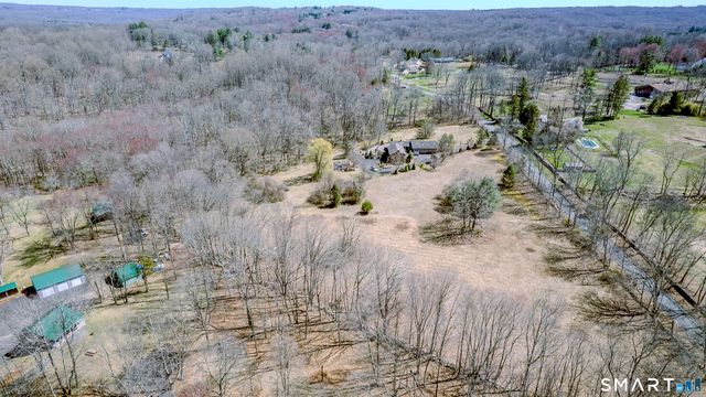 19 Marchant Road, Redding, CT 06896