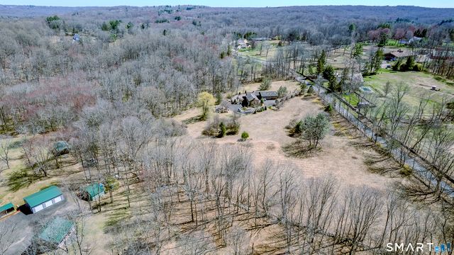 19 Marchant Road, Redding, CT 06896