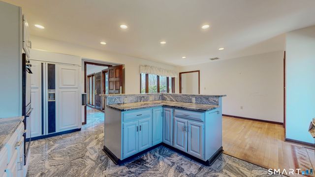 19 Marchant Road, Redding, CT 06896